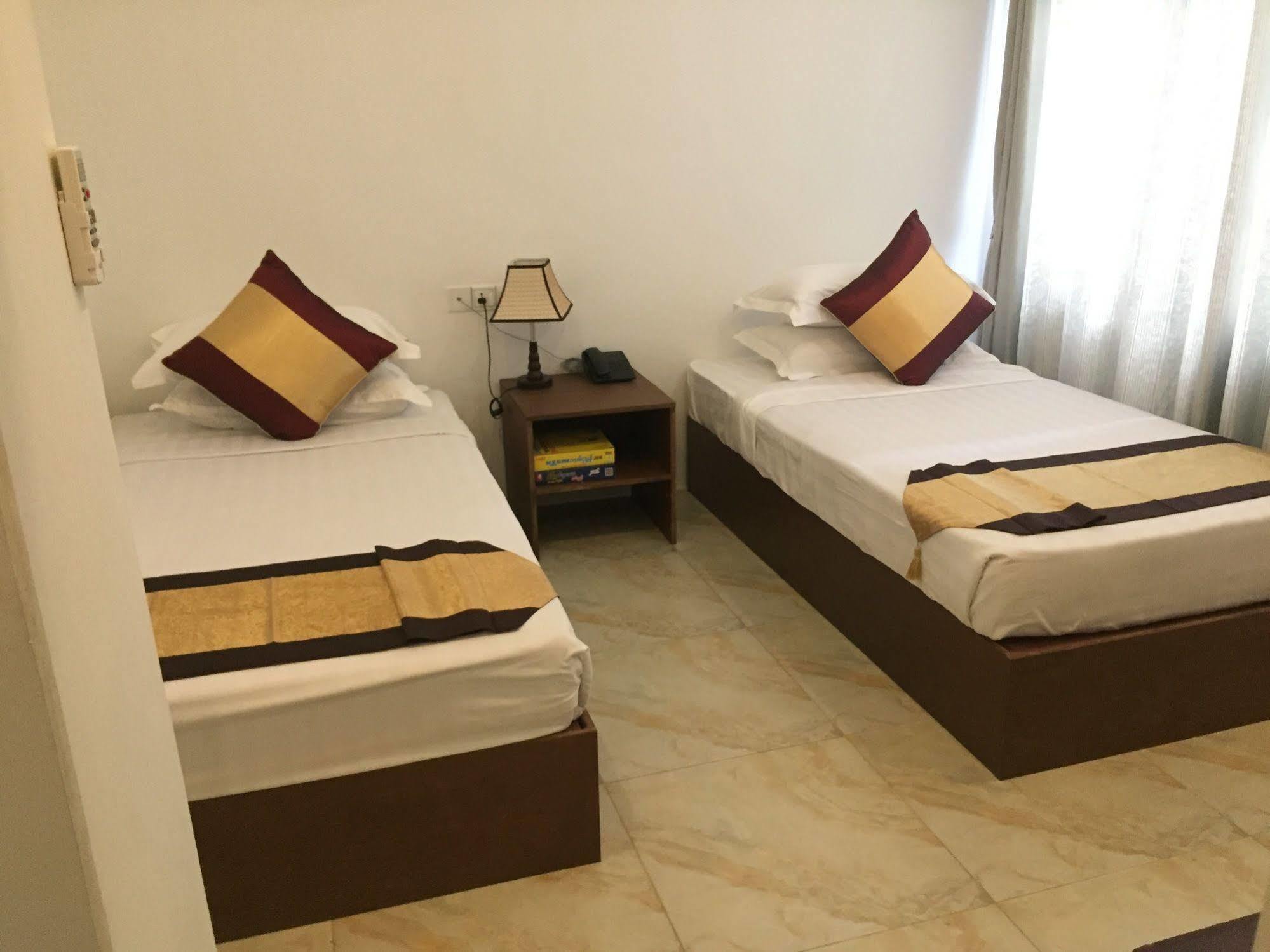 Hotel Sunny مانديلاي المظهر الخارجي الصورة