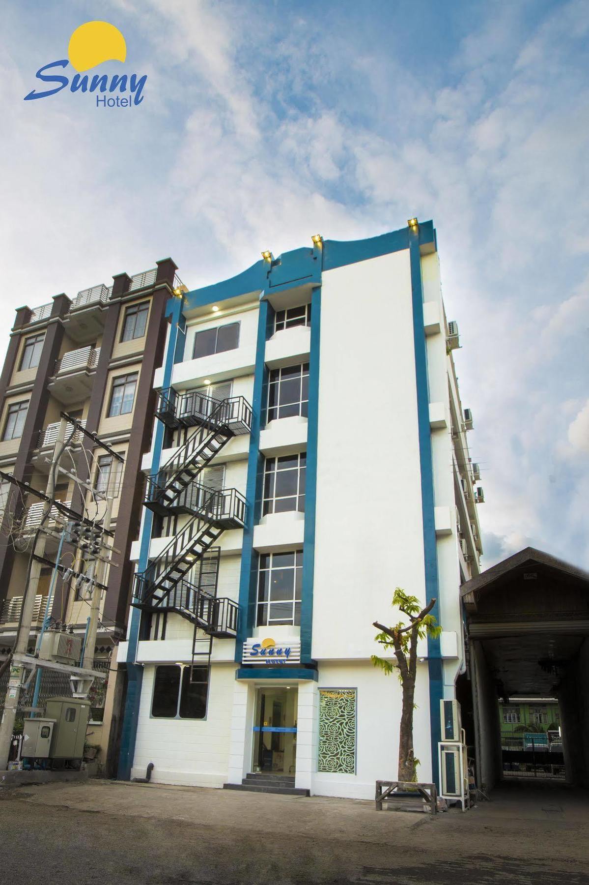 Hotel Sunny مانديلاي المظهر الخارجي الصورة